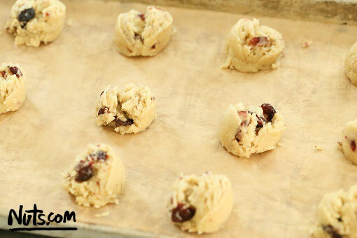 almond-flour-cookies-on-baking-sheet
