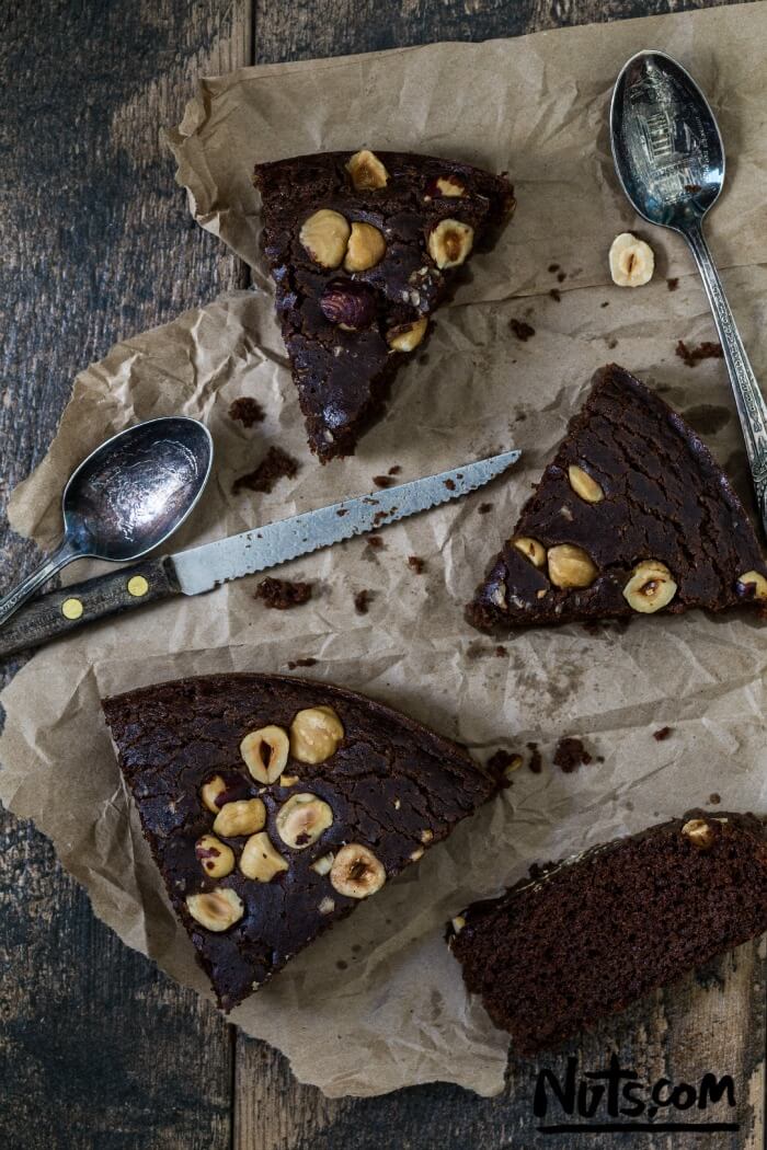 gluten-free-chocolate-cake-slices